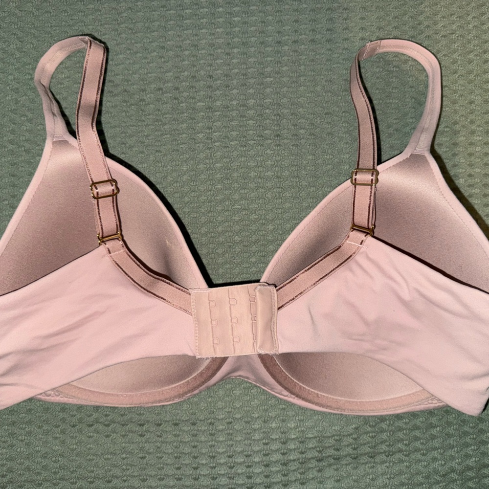 Soma Pink Seamless Bra with Adjustable Straps